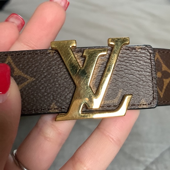 Louis Vuitton Reversible Belt, comes with box - Picture 3 of 6